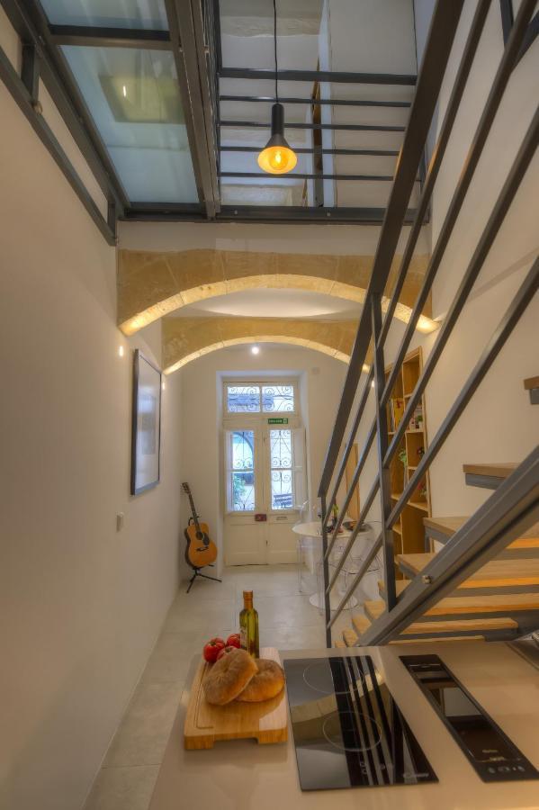 Cute And Modern Duplex Apartment In Ideal Location Rcas1-1 Valletta Buitenkant foto